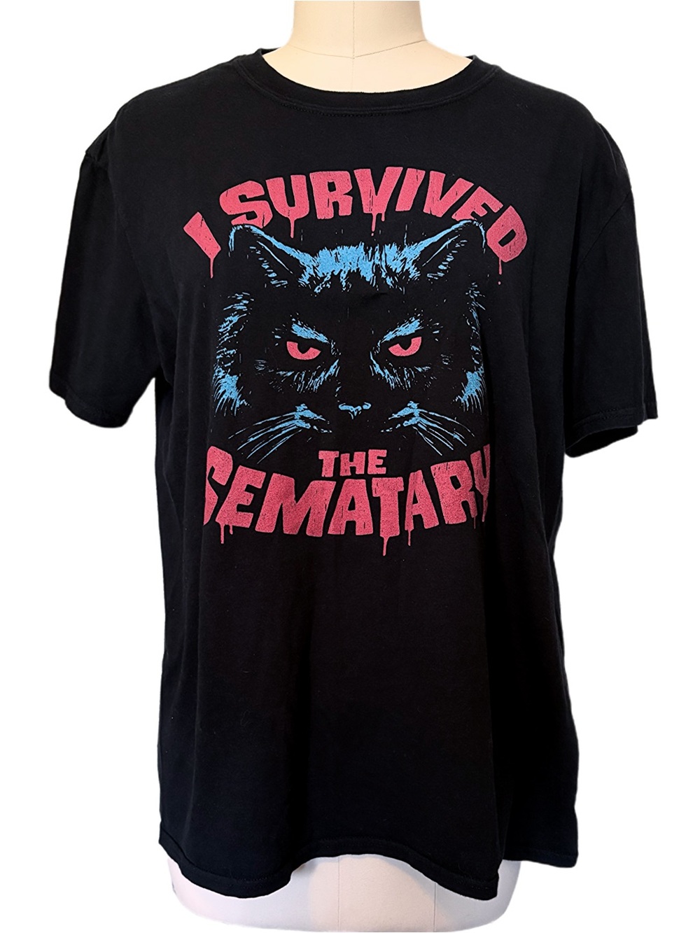 Stephen King “I Survived The Sematary” Black Graphic Tee LARGE Tee Fury